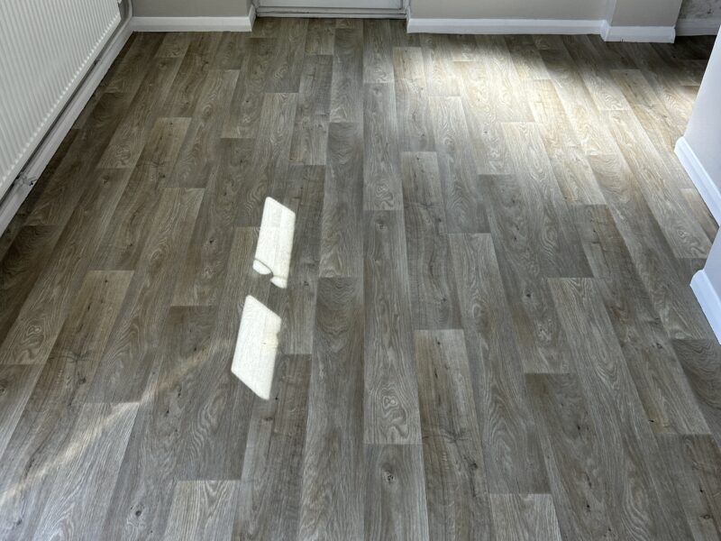 Vinyl fitted in kitchen dinner in West Drayton